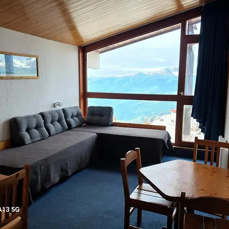 Apartament Tournavelles - 2 Pieces 5 Personnes Au Pied Des Pistes Et Des Commerces, Proche De L'esf Et De La Garderie Dans Le Village Des Vill Mae-2083